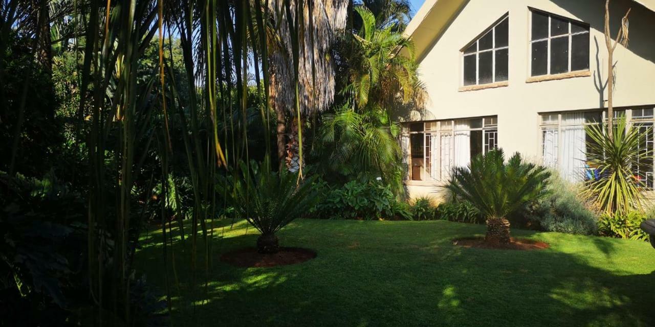 Crownhill Guesthouse Pretoria Exterior photo